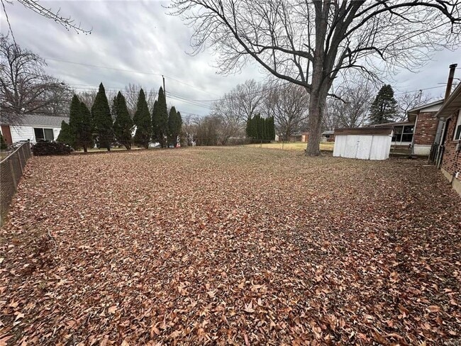 Photo - Discover the epitome of comfort in this 3-bed, 2-bath ranch-style gem.