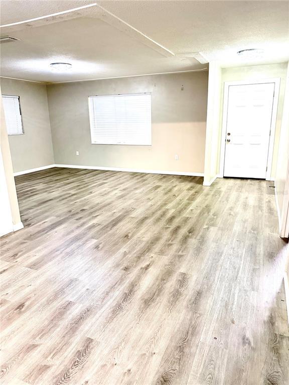 Photo - 2474 Dianne Dr