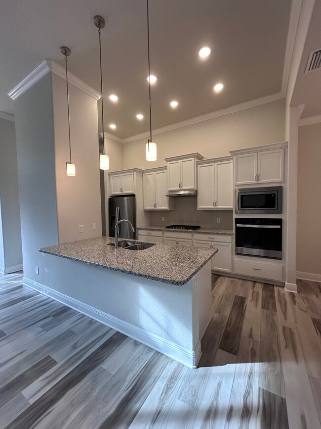 Photo - 203 W Mickey Mantle Path