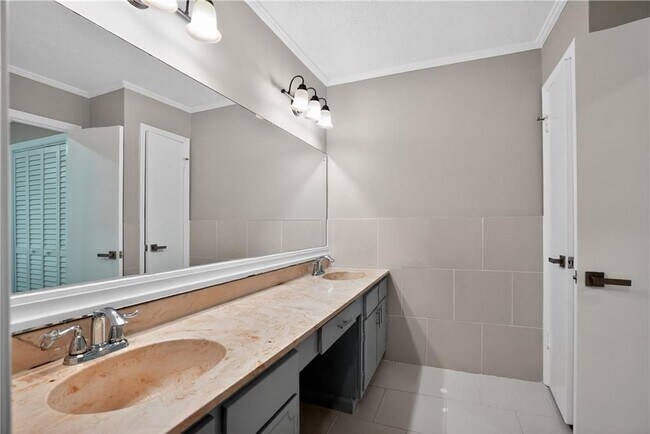 Photo - 105 Glen Acres Ct