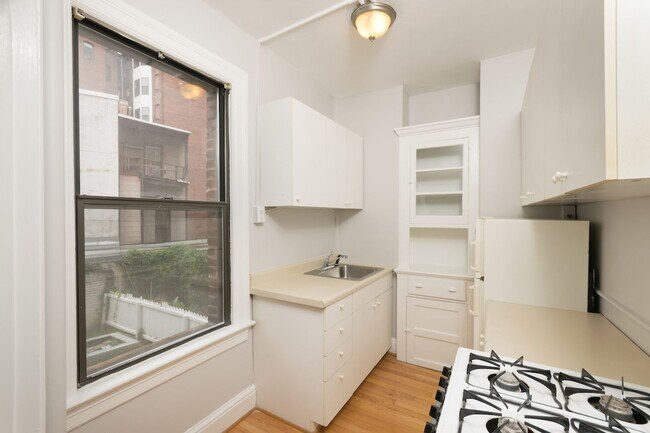 Photo - Charming Logan Circle Condo | Studio | 1 Bath | 450 Sf Unit 208