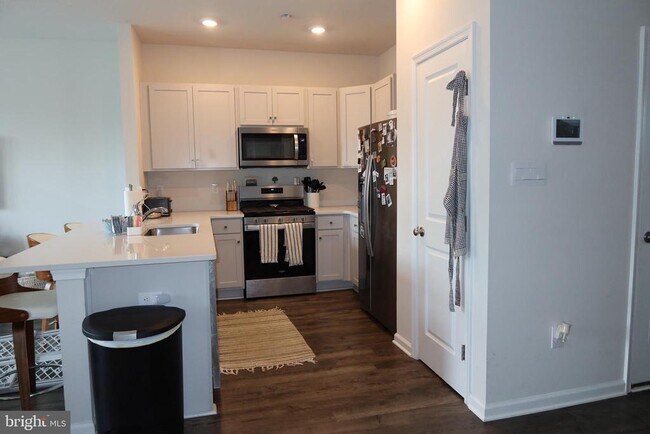 Photo - 213 Mazzeo Dr