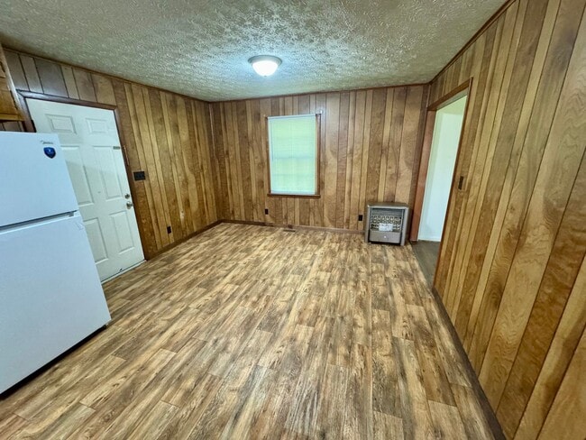 Photo - 2169 Bynum Blvd