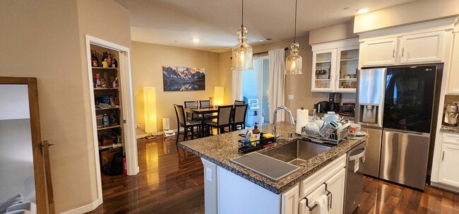 Photo - 3069 Meadow Run Walk