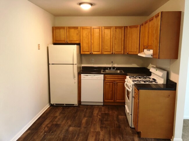 Photo - Presidential Court Apartments