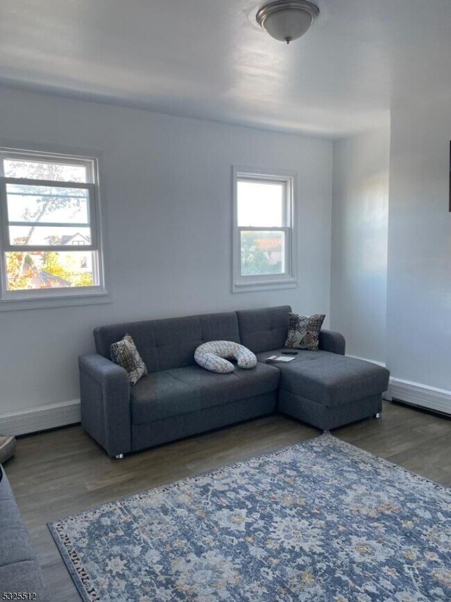 Photo - 119 Buffalo Ave Unidad 3