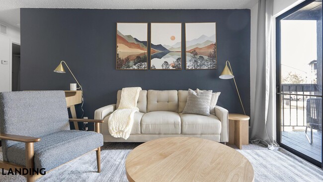 Photo - 1071 Clayton Ln Unit M1323