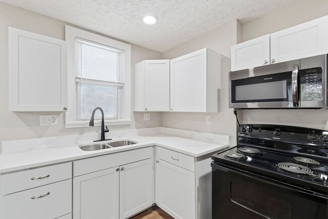 Building Photo - 783-785 S 18th St Unit 785