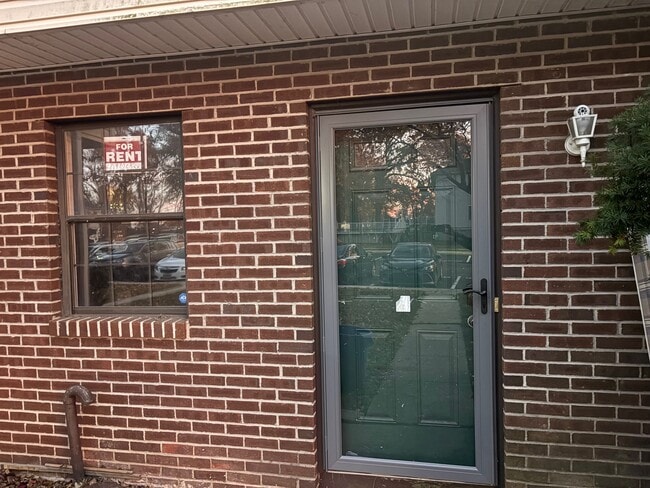 Photo - 14 Driscoll Court