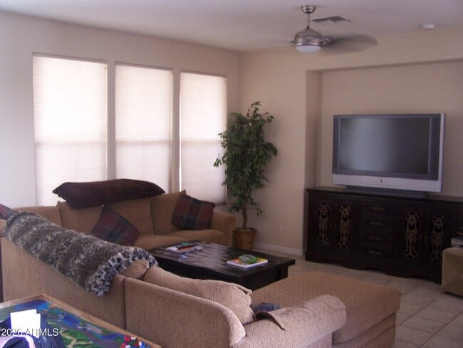 Photo - 13649 W Cypress St