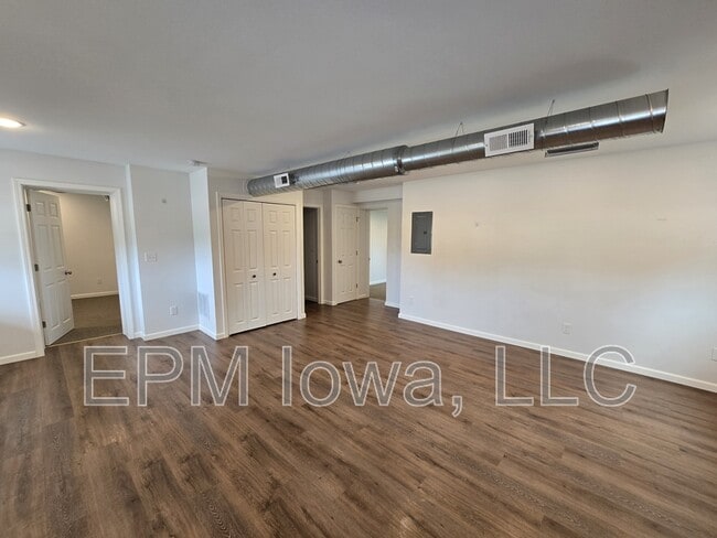 Photo - 904 W Welsh St