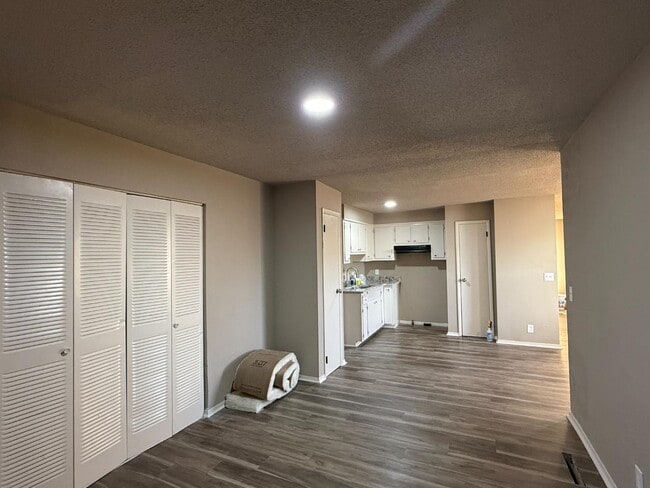 Photo - 2320 Haskell St