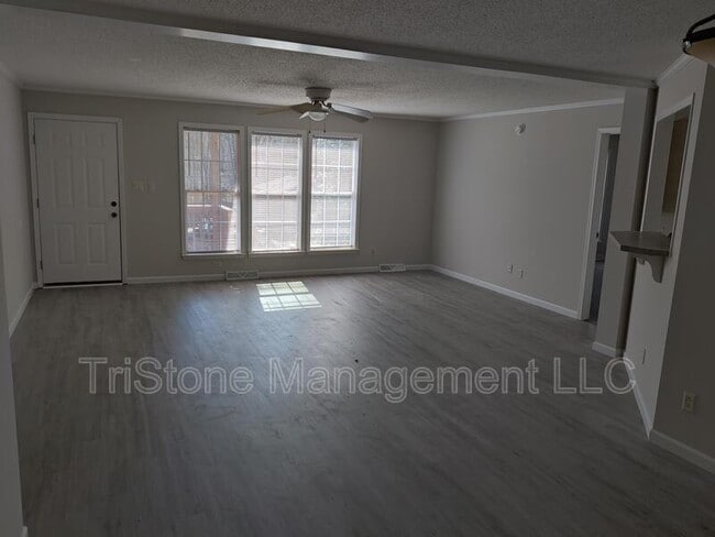 Photo - 173 Valleydale Rd