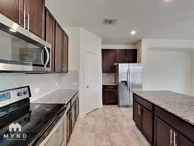 Photo - 13725 James Buchanan St