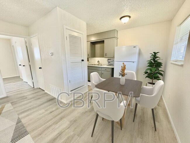 Photo - 1103 52nd St