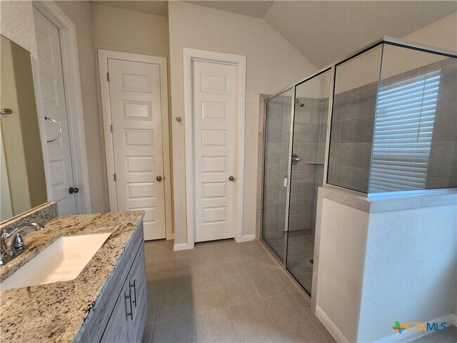 Photo - 2209 Hoja Ave