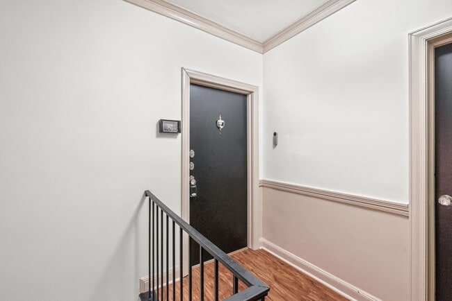 Photo - 920 Monticello Terrace Unit 305