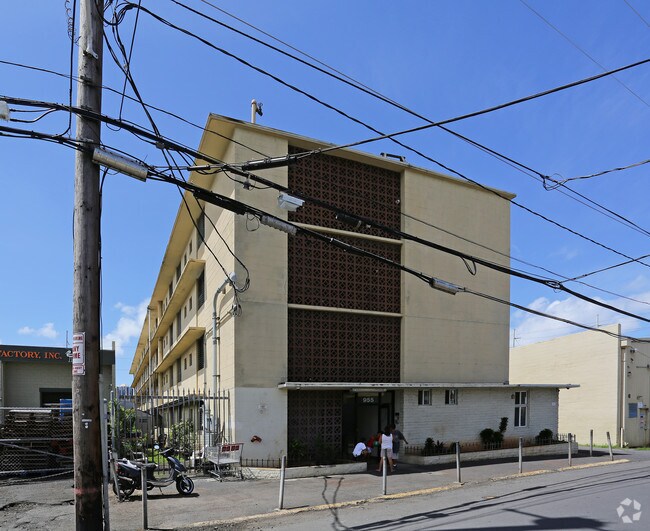 Photo - Island West Apartments