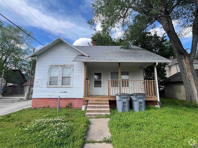 Building Photo - 118 E 8th Ave Rental