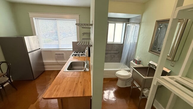 Photo - 552 3rd Ave S Unidad 1