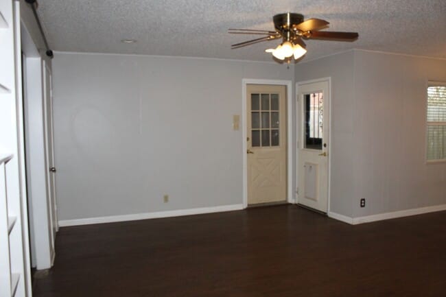 Photo - 3 BEDROOM, 2 BATH, NORTH BELTON