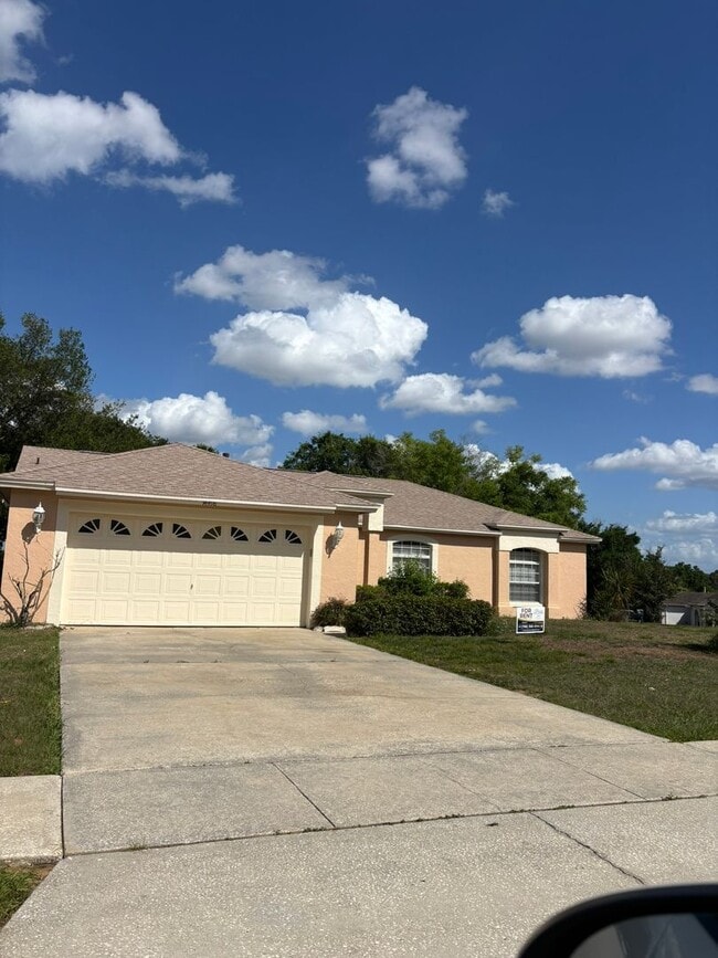 Photo - Beautiful Home in the Heart of Clermont – Prime Location!