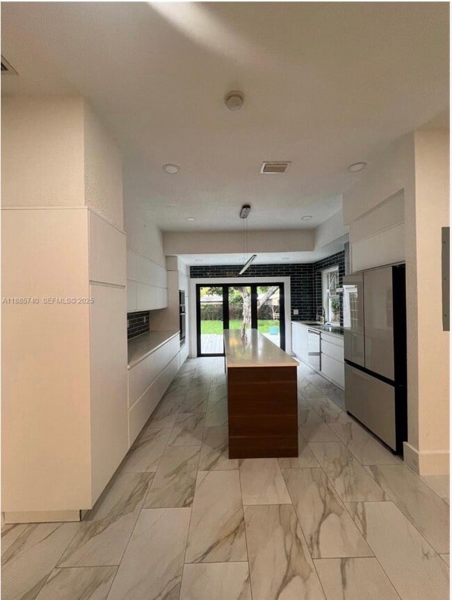 Photo - Southwest 1st Avenue, Hallandale Beach, FL 33009 - 3 BR 2 BA single-family home