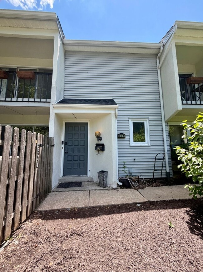 Photo - Stunning 2-Bedroom in Newtown Square! Available NOW!
