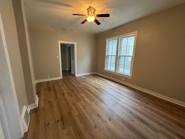 Photo - 1 bedroom 1 bath home in Rock Island