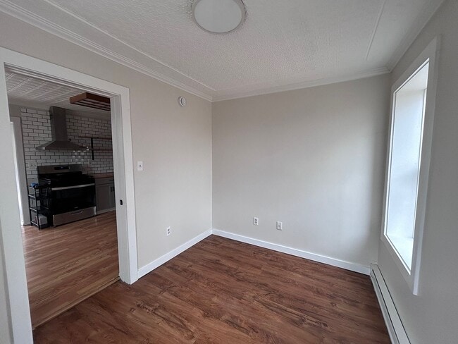 Photo - 140 Spring St