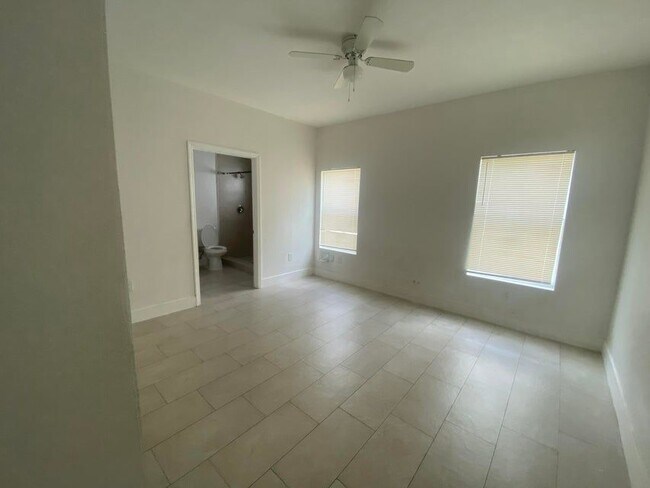 Photo - 2604 NW 20th St