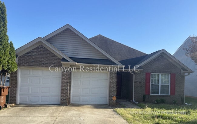 Building Photo - 1604 Cedrow Dr