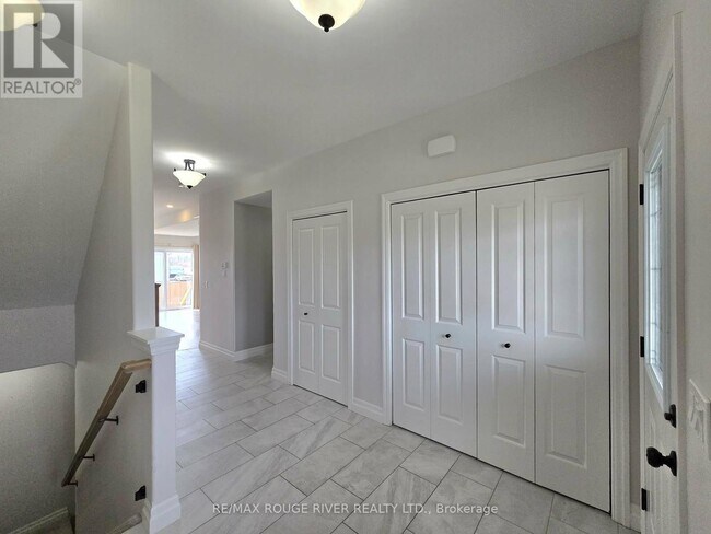 Photo - 64 Barley Trail