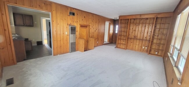 Photo - 2021 Kenwood Ave