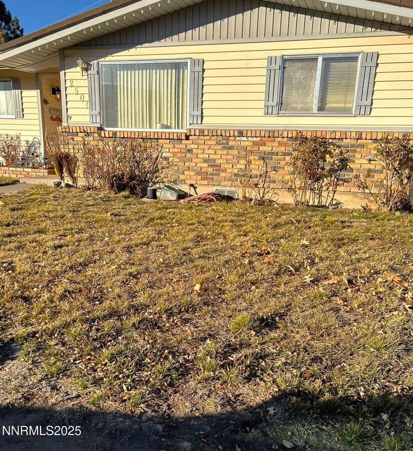 Photo - 2501 Trentham Way House