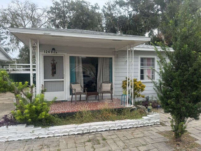 2/1 in Holly Hill - 2/1 in Holly Hill Casa