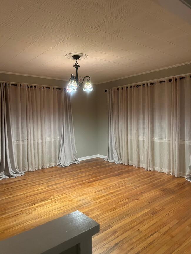 Photo - 802 Third Ave