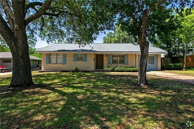 Building Photo - 104 Redmond Dr Rental