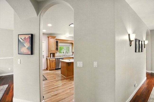 Photo - Short Term Rental! Beautiful Fully furnish...