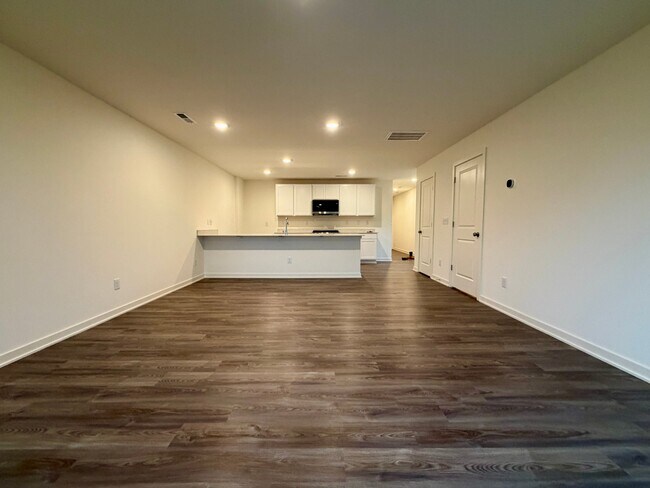 844 Pine Cone Ln