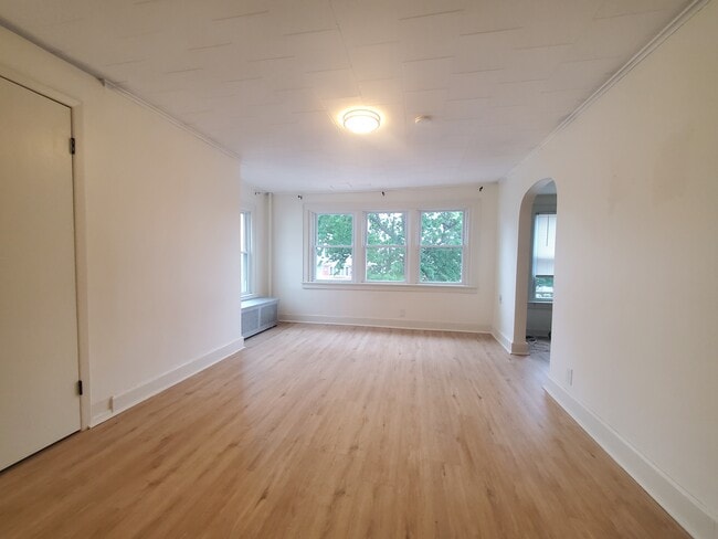 Photo - 66 Broadway Unit 2