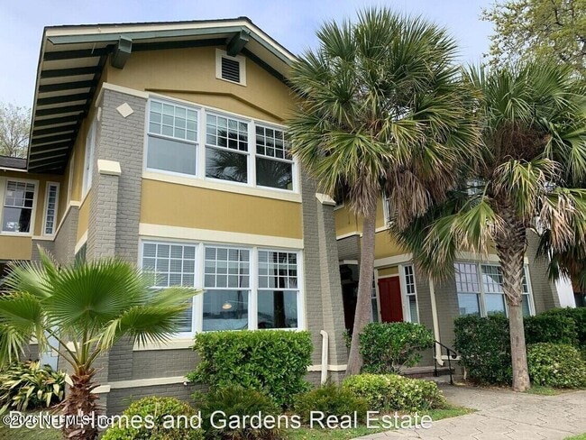 Building Photo - 2123 River Blvd