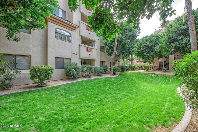 Photo - 5104 N 32nd St Unit 212