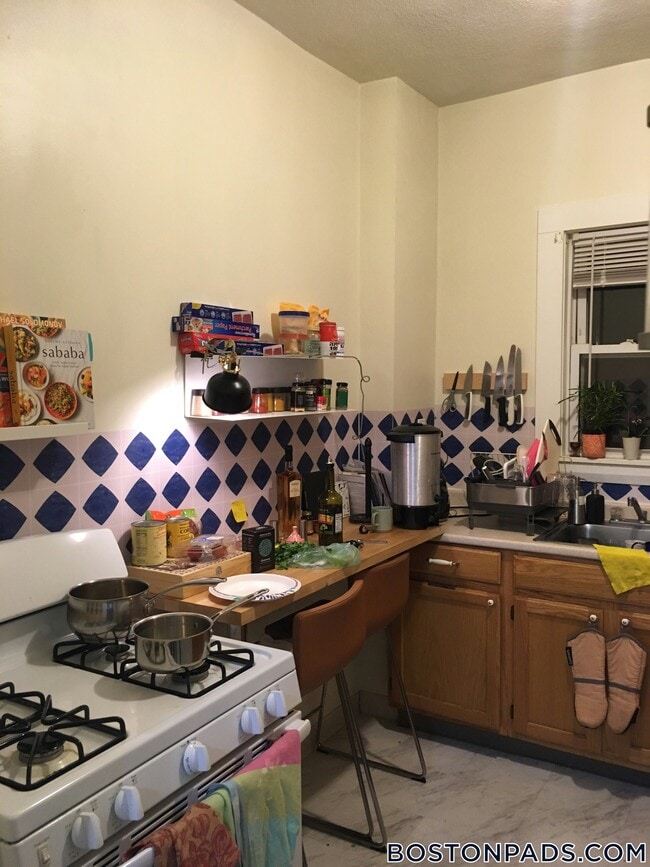 Photo - 153 Summer St Unit 1