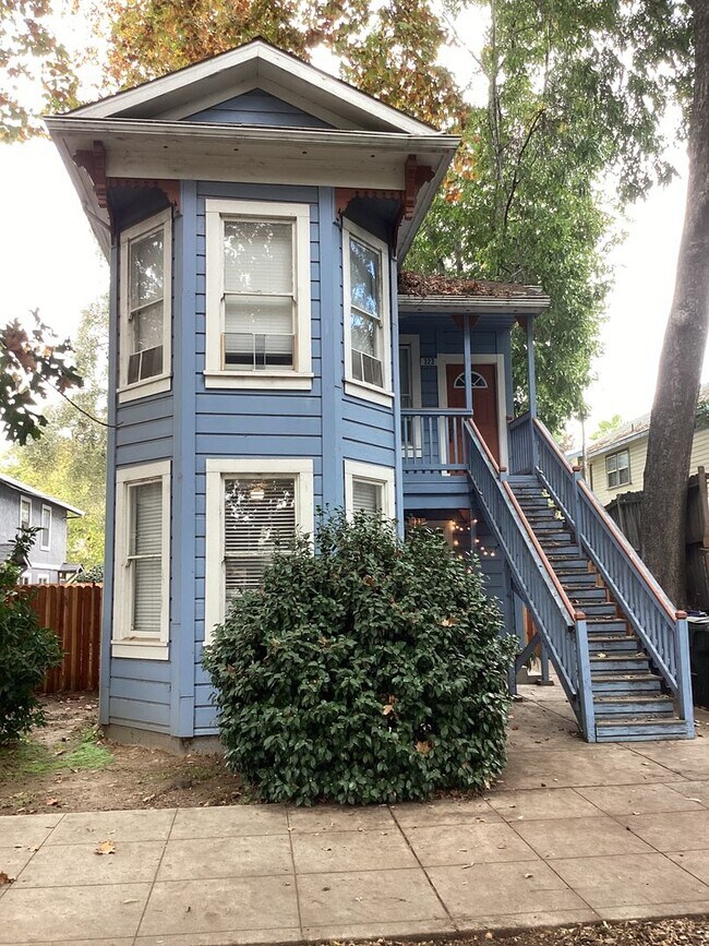 Photo - 321-323 U Street Unit 323 U Street