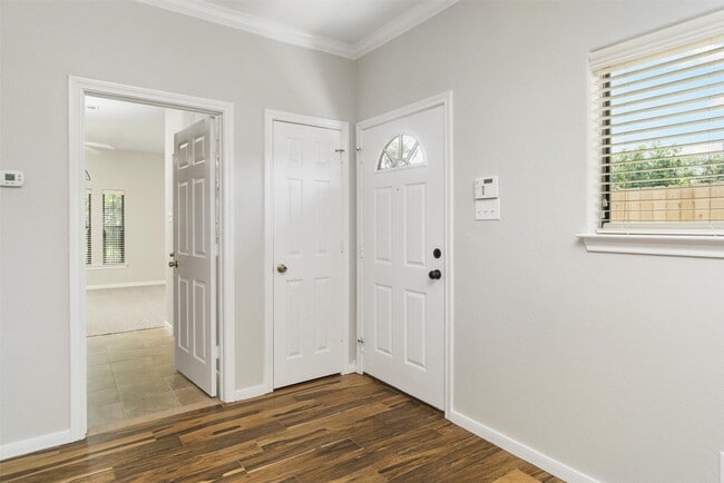 Photo - 308 Reppert St