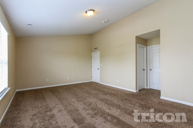 Photo - 1745 Perry Commons Blvd