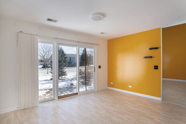 Photo - 712 Hamilton Ct