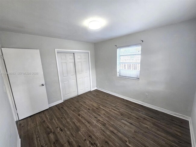 Photo - 10790 SW 46th St