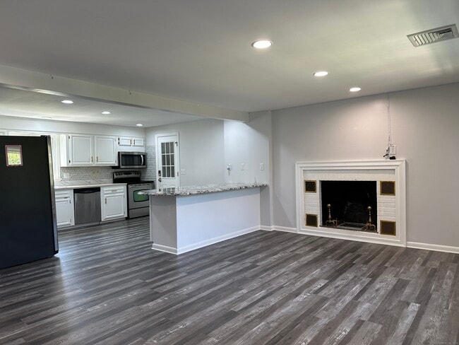 Photo - 3 Wynne Rd House